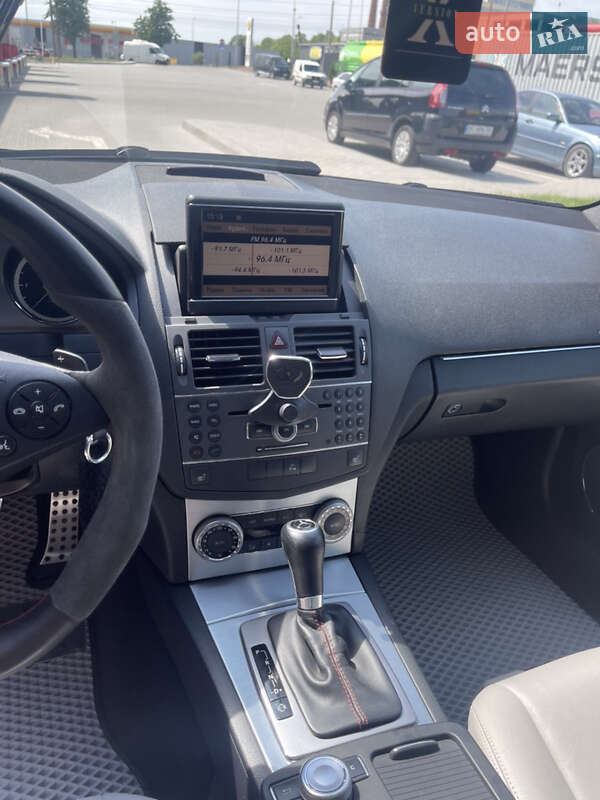 Седан Mercedes-Benz C-Class 2010 в Тернополі