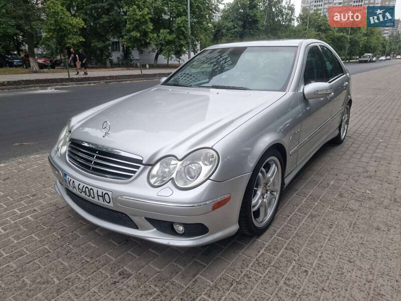 Седан Mercedes-Benz C-Class 2005 в Киеве