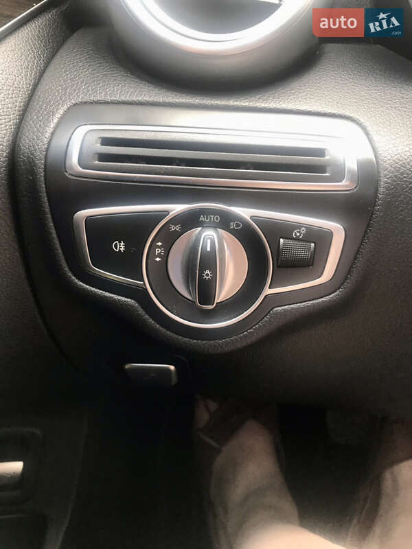 Седан Mercedes-Benz C-Class 2017 в Києві