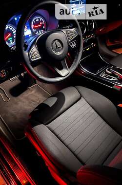 Седан Mercedes-Benz C-Class 2017 в 
