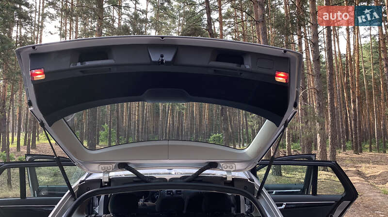Универсал Mercedes-Benz C-Class 2009 в Полтаве