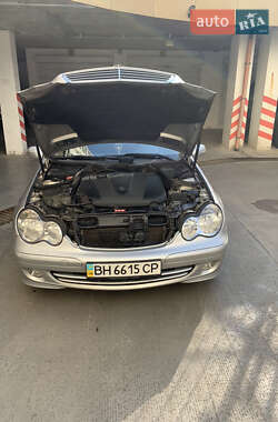 Седан Mercedes-Benz C-Class 2005 в 