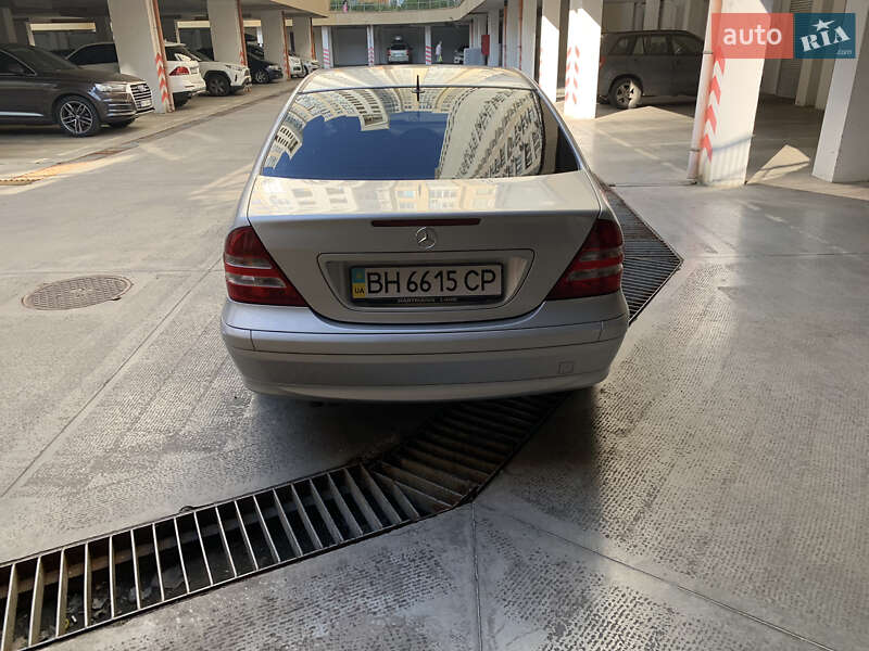 Седан Mercedes-Benz C-Class 2005 в Одесі