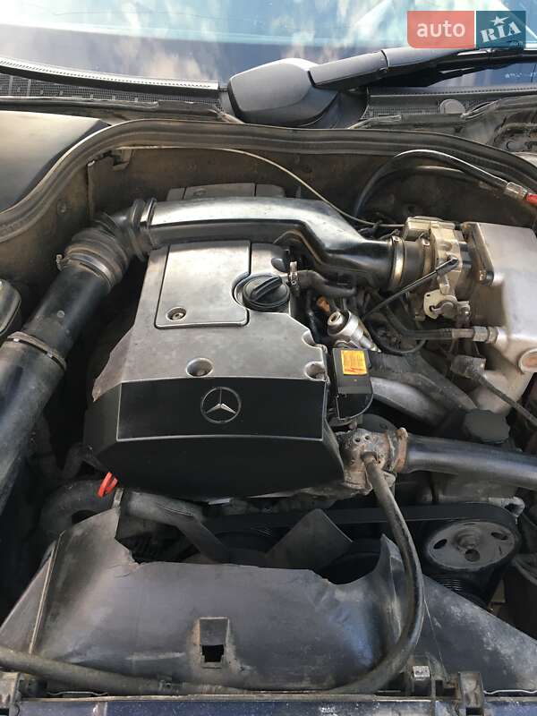 Седан Mercedes-Benz C-Class 1995 в Хмельницком