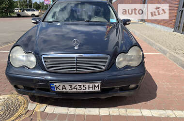 Седан Mercedes-Benz C-Class 2001 в Киеве