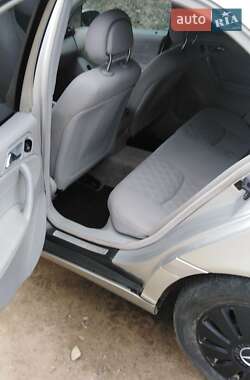 Седан Mercedes-Benz C-Class 2002 в Черновцах
