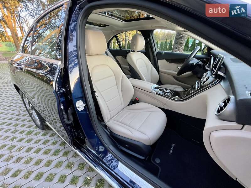 Седан Mercedes-Benz C-Class 2017 в Харькове фото 15 Седан Mercedes-Benz C-Class 2017 в Харькове
