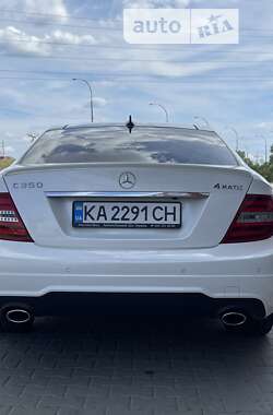 Купе Mercedes-Benz C-Class 2013 в 