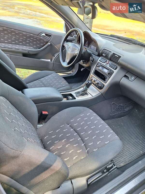 Купе Mercedes-Benz C-Class 2002 в Житомире