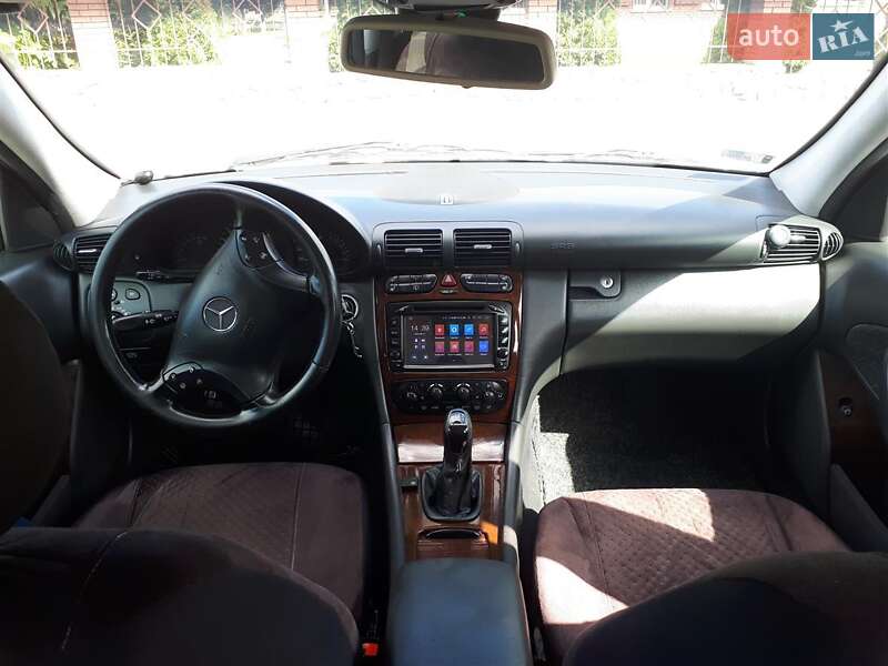 Универсал Mercedes-Benz C-Class 2002 в Новомиргороде фото 18 Универсал Mercedes-Benz C-Class 2002 в Новомиргороде