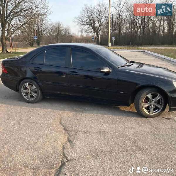 Седан Mercedes-Benz C-Class 2000 в Запоріжжі