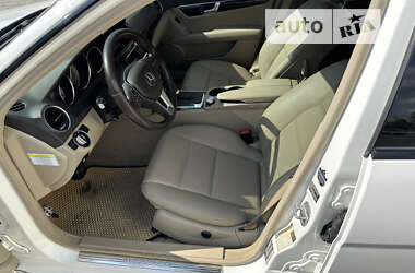 Седан Mercedes-Benz C-Class 2013 в 
