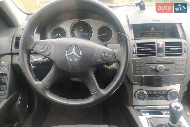 Mercedes-Benz C-Class 2008