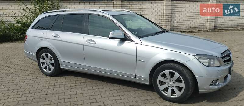 Универсал Mercedes-Benz C-Class 2008 в Луцке