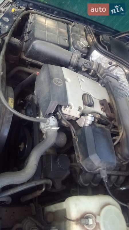 Седан Mercedes-Benz C-Class 1997 в Новомиргороді