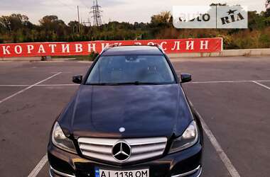 Универсал Mercedes-Benz C-Class 2011 в Ирпене