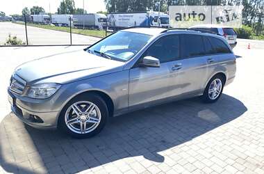 Универсал Mercedes-Benz C-Class 2010 в Турийске