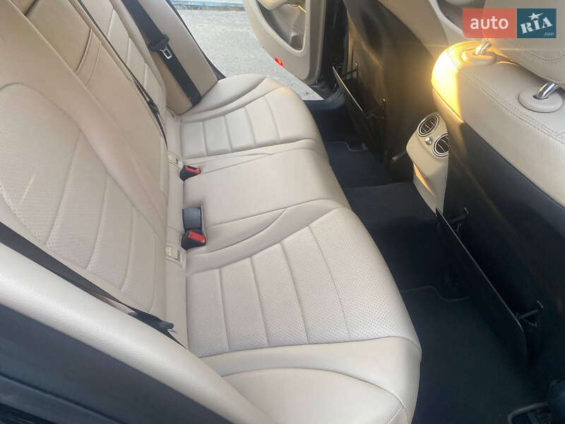 Седан Mercedes-Benz C-Class 2014 в Запорожье