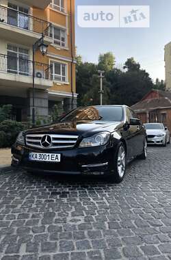 Седан Mercedes-Benz C-Class 2013 в Киеве