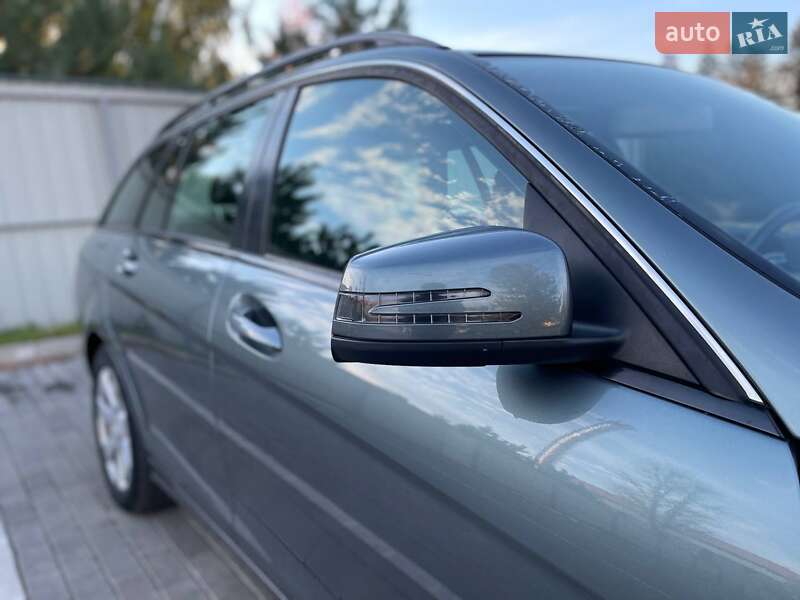 Універсал Mercedes-Benz C-Class 2011 в Луцьку