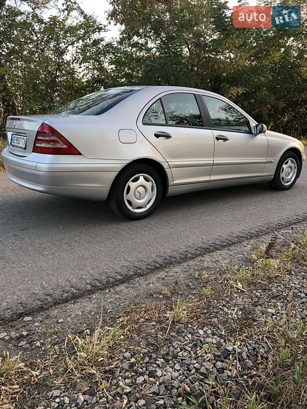 Седан Mercedes-Benz C-Class 2003 в Покровском