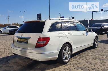 Універсал Mercedes-Benz C-Class 2012 в Мукачевому