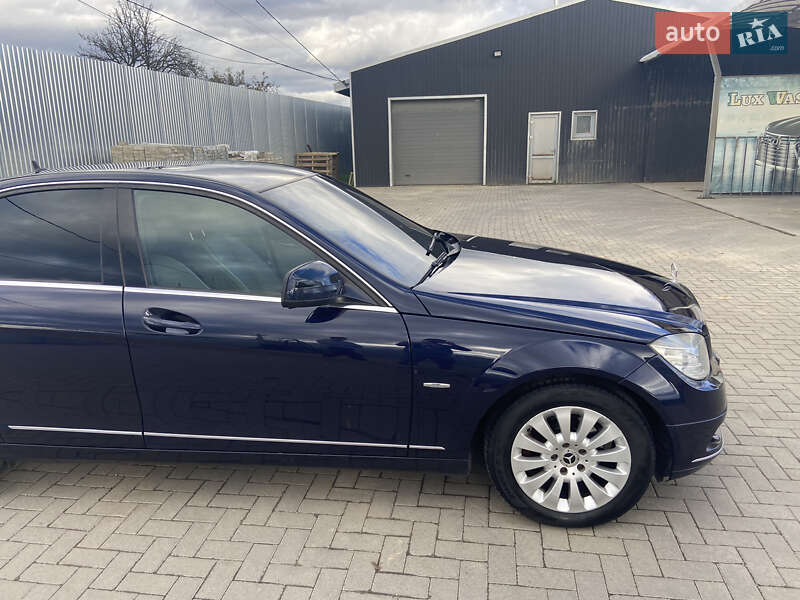 Седан Mercedes-Benz C-Class 2007 в Надвірній фото 12 Седан Mercedes-Benz C-Class 2007 в Надвірній