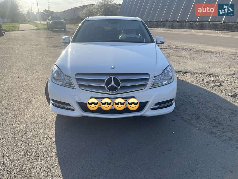 Седан Mercedes-Benz C-Class 2013 в Киеве