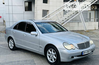 Седан Mercedes-Benz C-Class 2001 в 