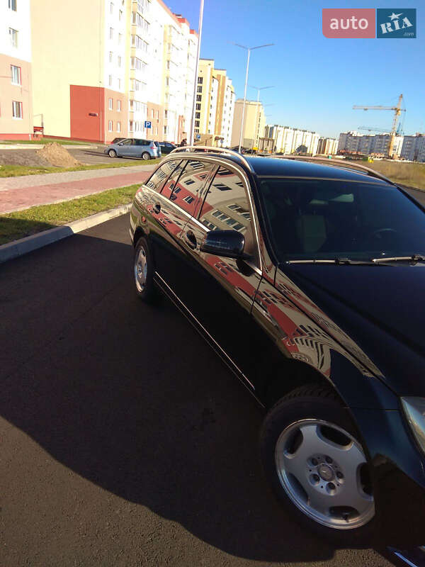 Універсал Mercedes-Benz C-Class 2014 в Вінниці