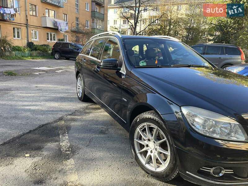 Универсал Mercedes-Benz C-Class 2010 в Стрые фото 2 Универсал Mercedes-Benz C-Class 2010 в Стрые