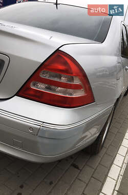 Седан Mercedes-Benz C-Class 2003 в Ковелі
