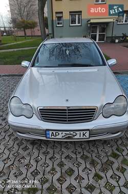 Універсал Mercedes-Benz C-Class 2004 в Запоріжжі