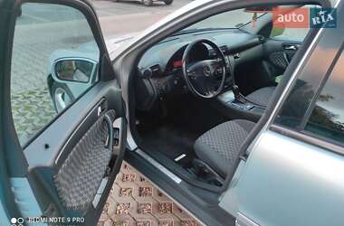 Универсал Mercedes-Benz C-Class 2004 в 