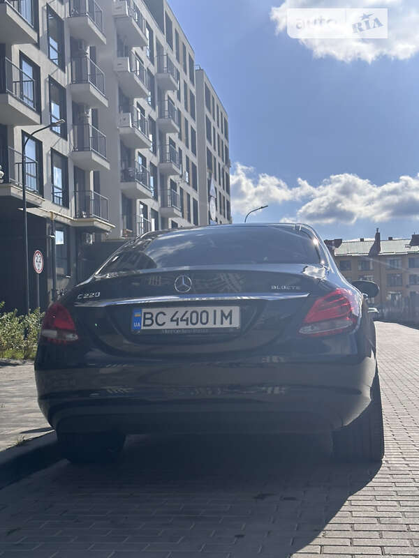 Седан Mercedes-Benz C-Class 2014 в Львове