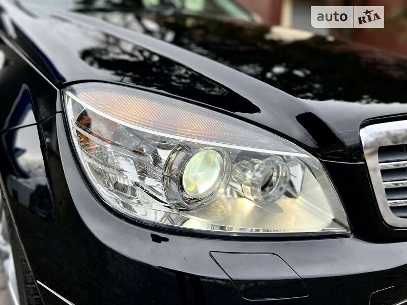 Седан Mercedes-Benz C-Class 2008 в Днепре