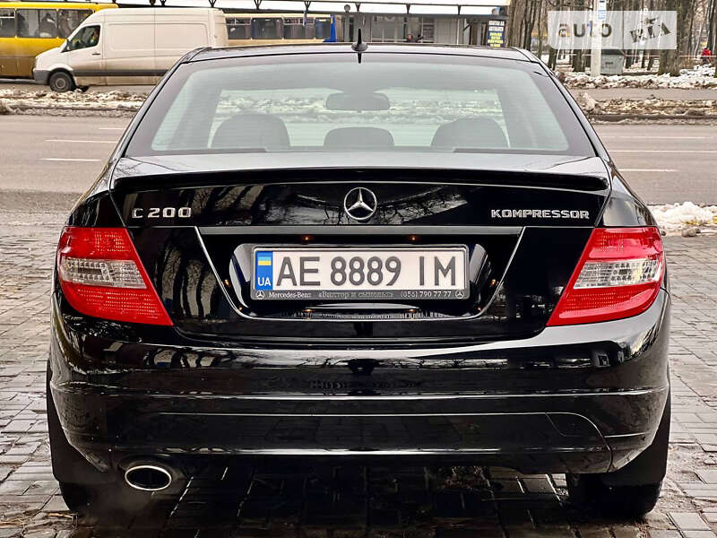 Седан Mercedes-Benz C-Class 2008 в Днепре