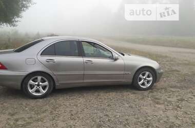 Седан Mercedes-Benz C-Class 2002 в 