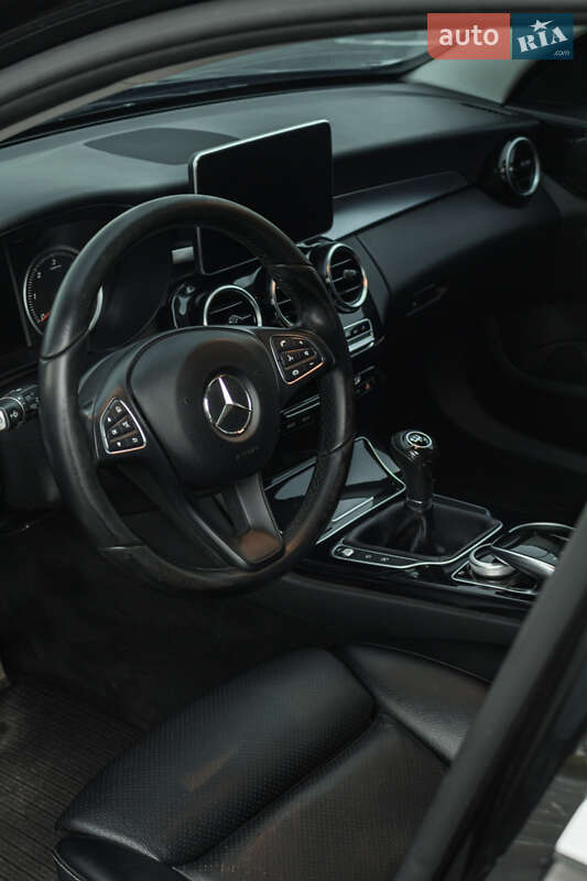 Универсал Mercedes-Benz C-Class 2016 в Львове