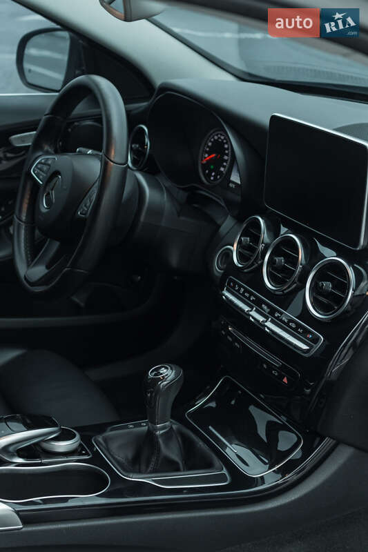 Универсал Mercedes-Benz C-Class 2016 в Львове