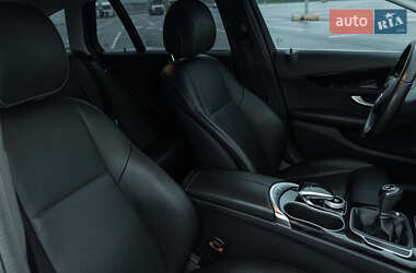 Универсал Mercedes-Benz C-Class 2016 в 