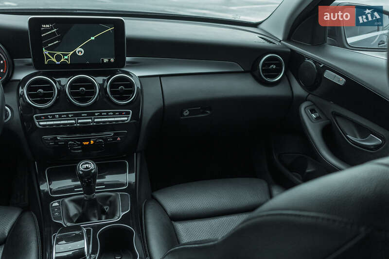 Универсал Mercedes-Benz C-Class 2016 в Львове