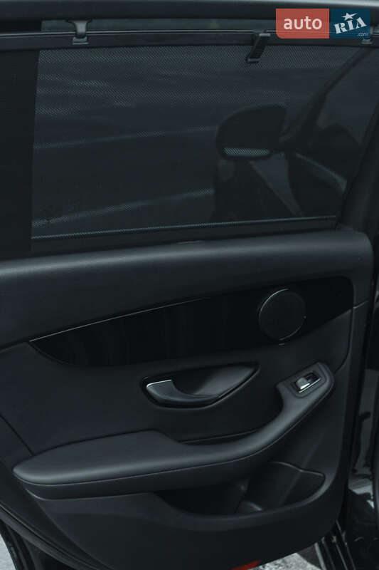 Универсал Mercedes-Benz C-Class 2016 в Львове