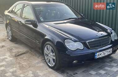 Седан Mercedes-Benz C-Class 2002 в Житомире