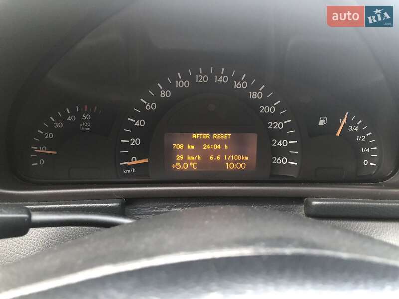 Седан Mercedes-Benz C-Class 2001 в Верховине