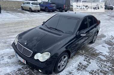 Седан Mercedes-Benz C-Class 2001 в Тернополе