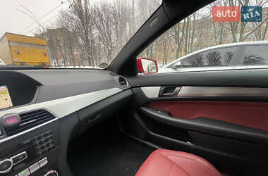 Купе Mercedes-Benz C-Class 2011 в Киеве