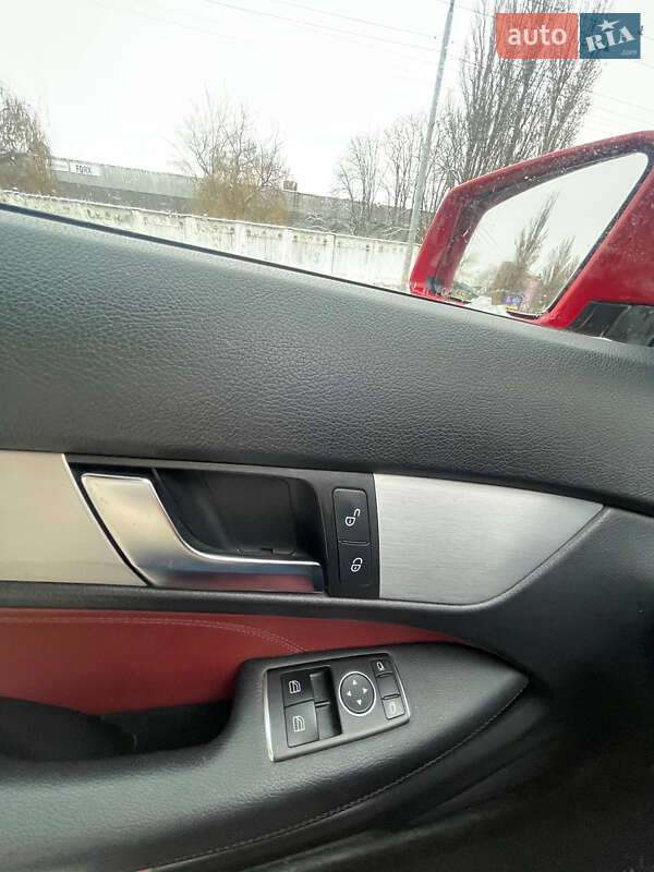 Купе Mercedes-Benz C-Class 2011 в Киеве