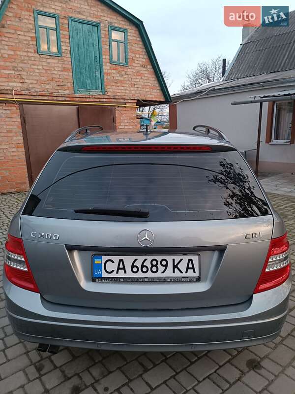 Универсал Mercedes-Benz C-Class 2010 в Городище