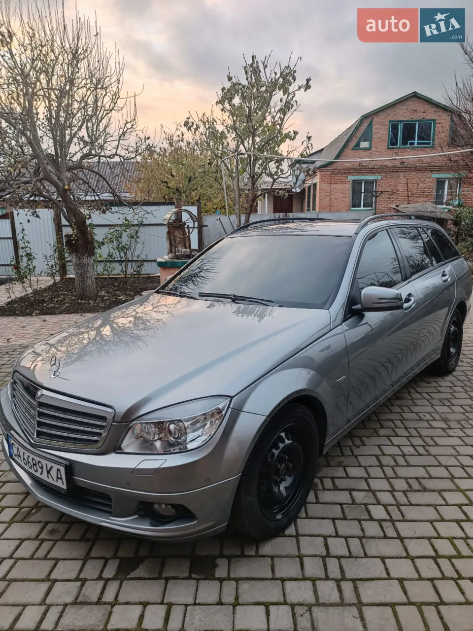 2010 Mercedes-Benz C-klasse - мініатюра 13